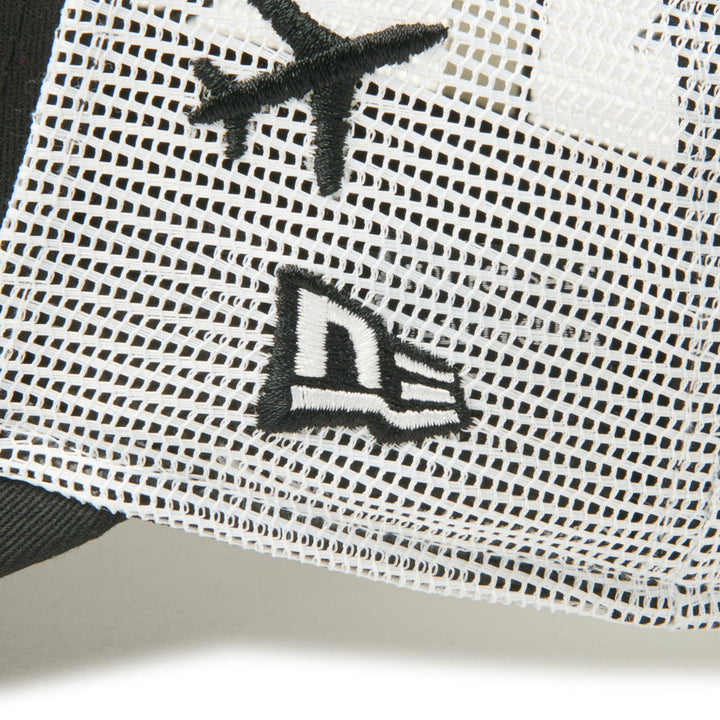 9FORTY Kids A-Frame Trucker Mesh Embroidery Airplane Black/White Snapback
