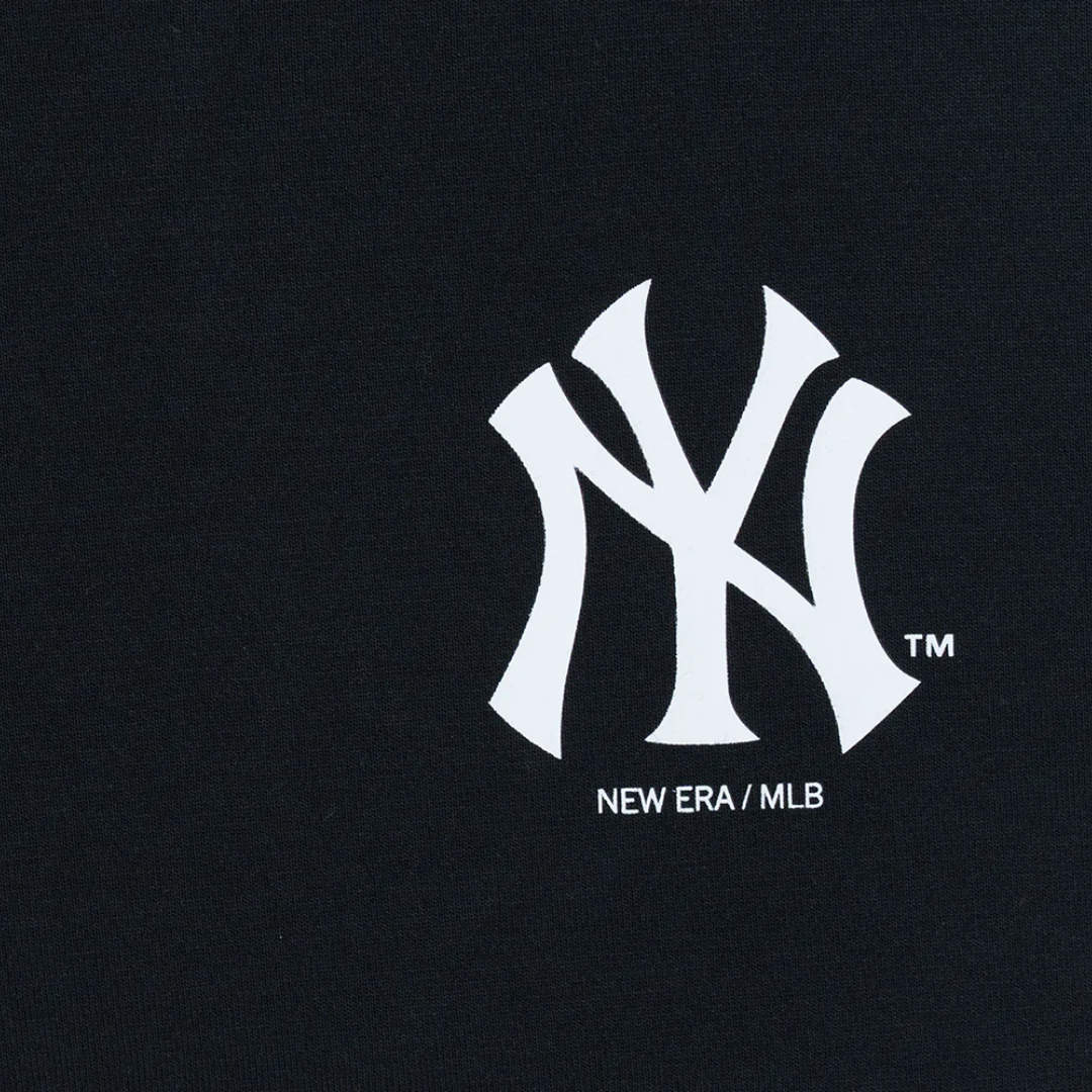 New York Yankees Black Short Sleeve T-Shirt